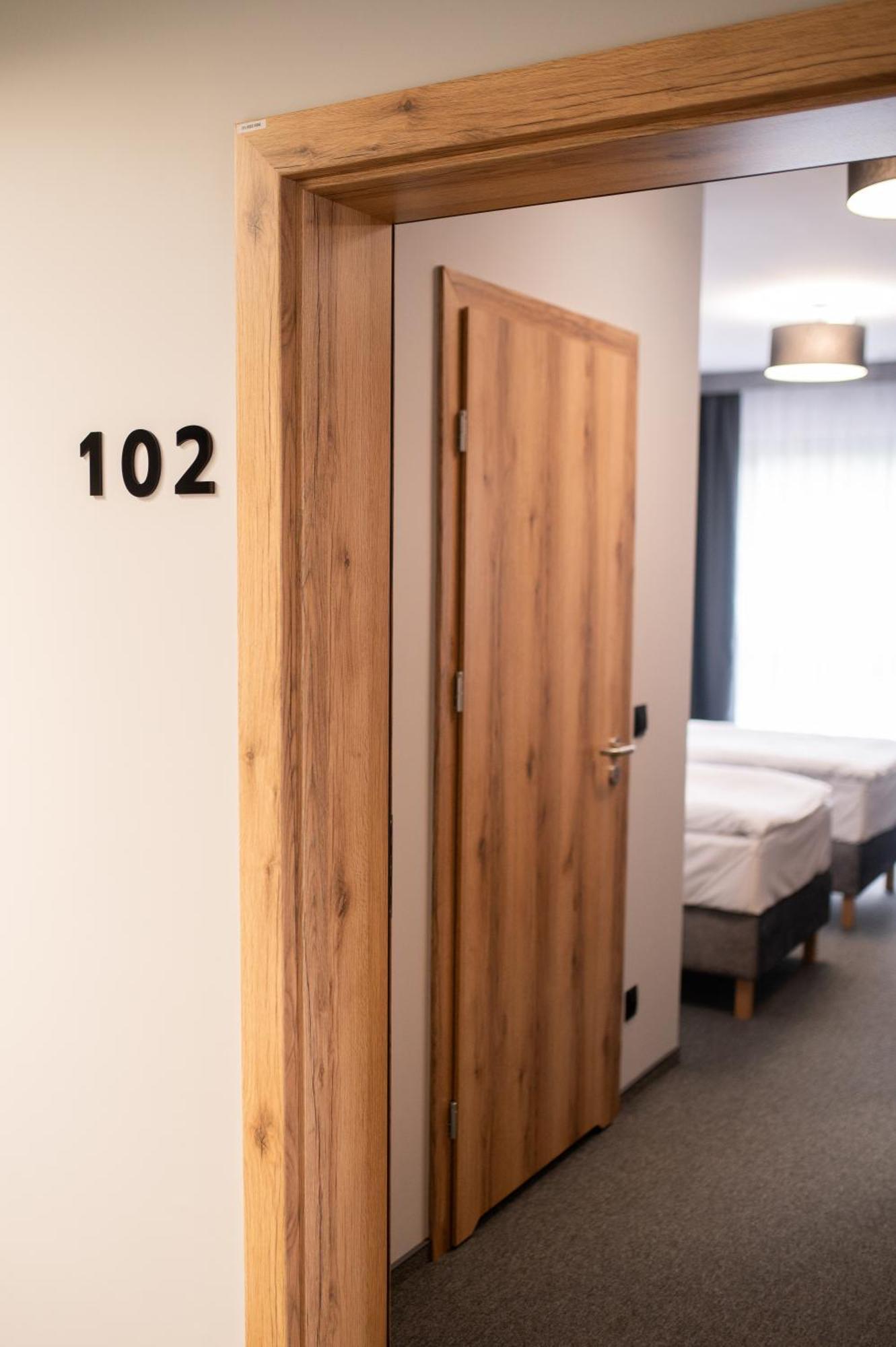 Hotel Igloo Krotoszyn Exteriér fotografie